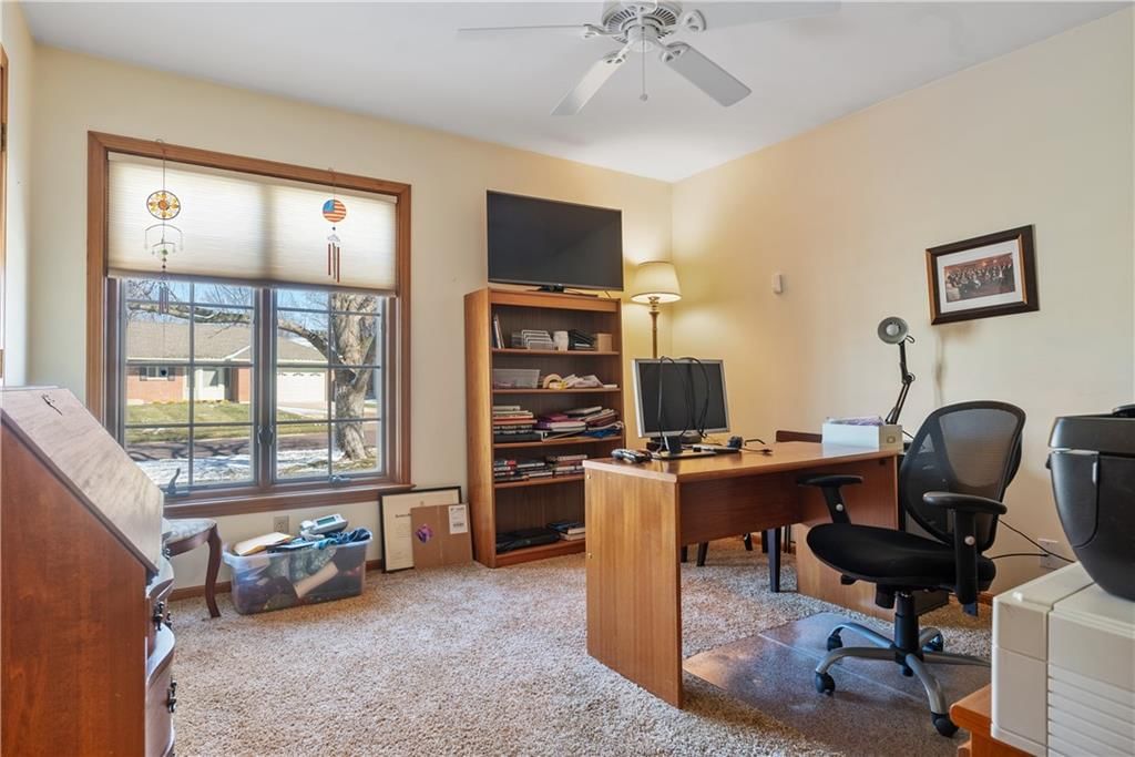 11728 Mackey Street — photo 26