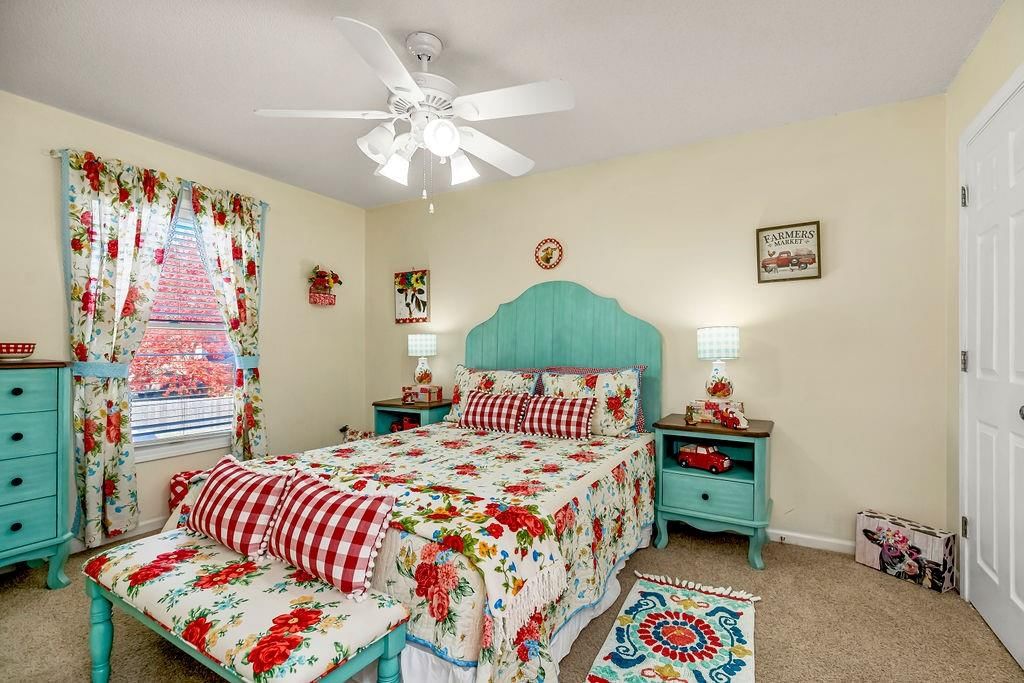 112 Madison Court — photo 19