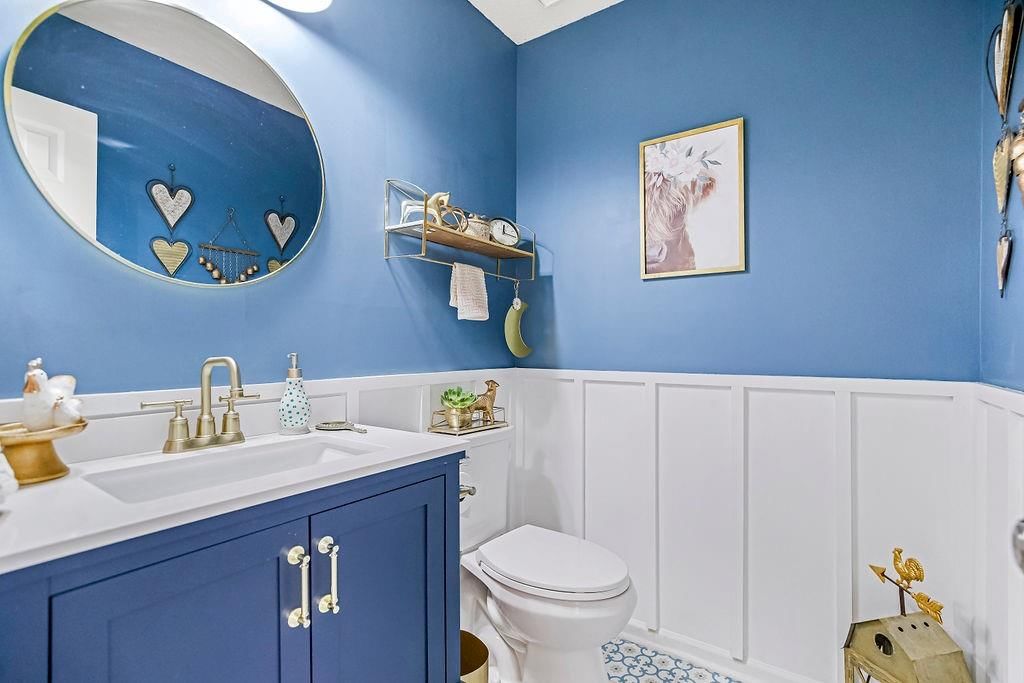 112 Madison Court — photo 23