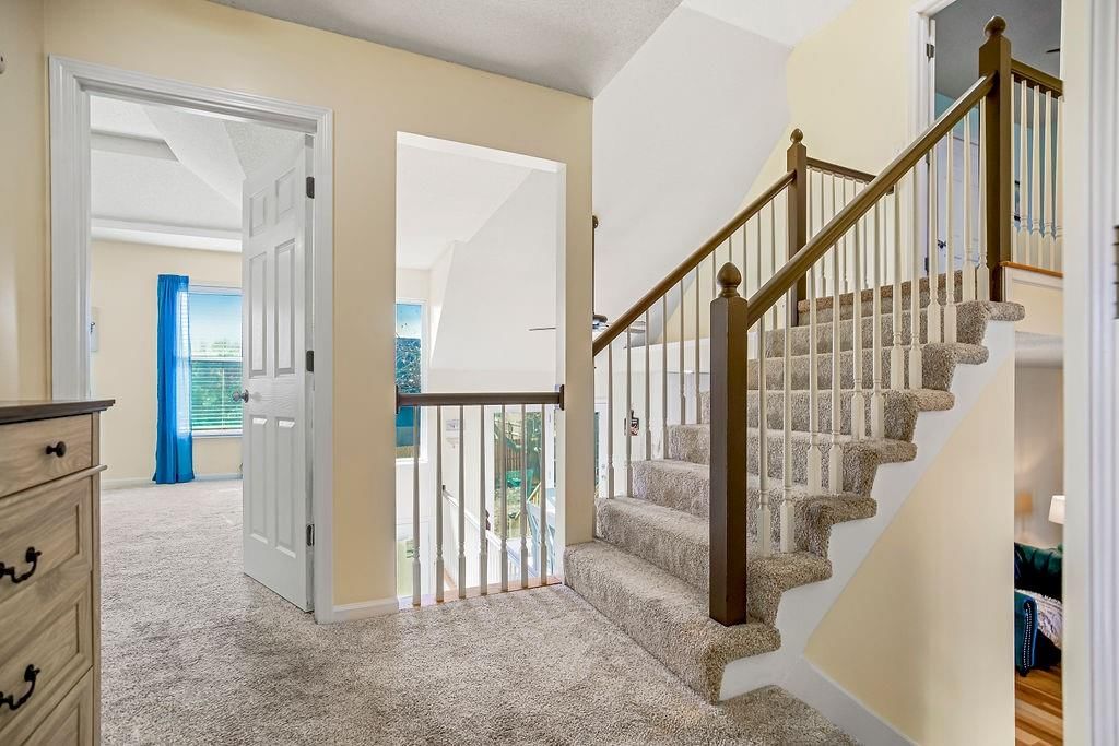 112 Madison Court — photo 9