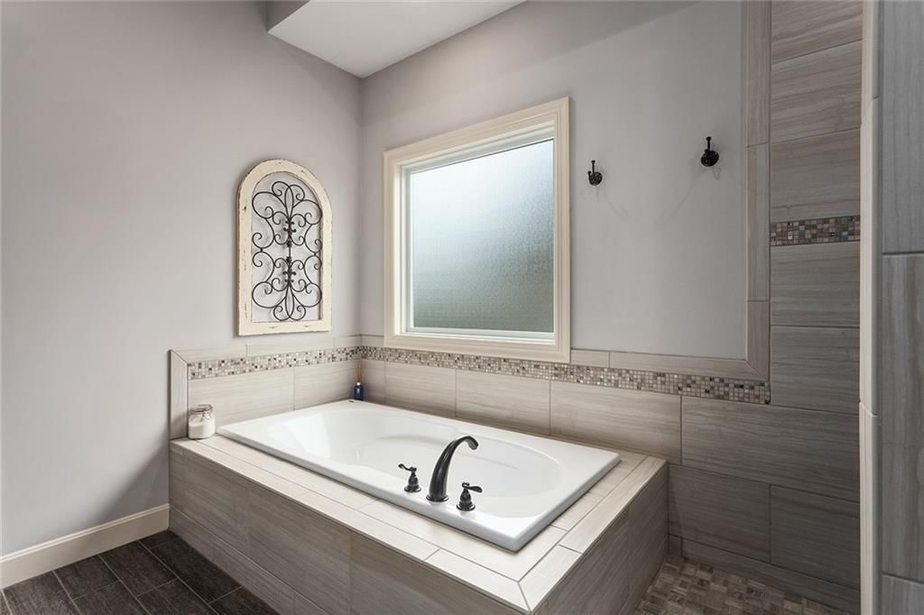 11105 N Wabash Avenue — photo 21