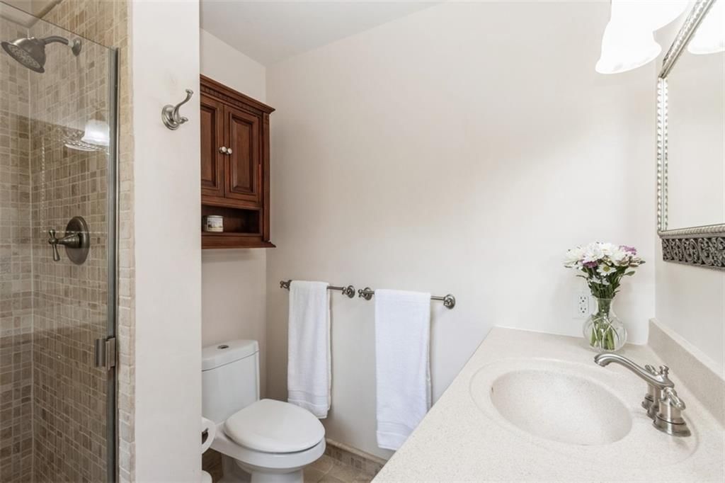 7345 Booth Street — photo 16