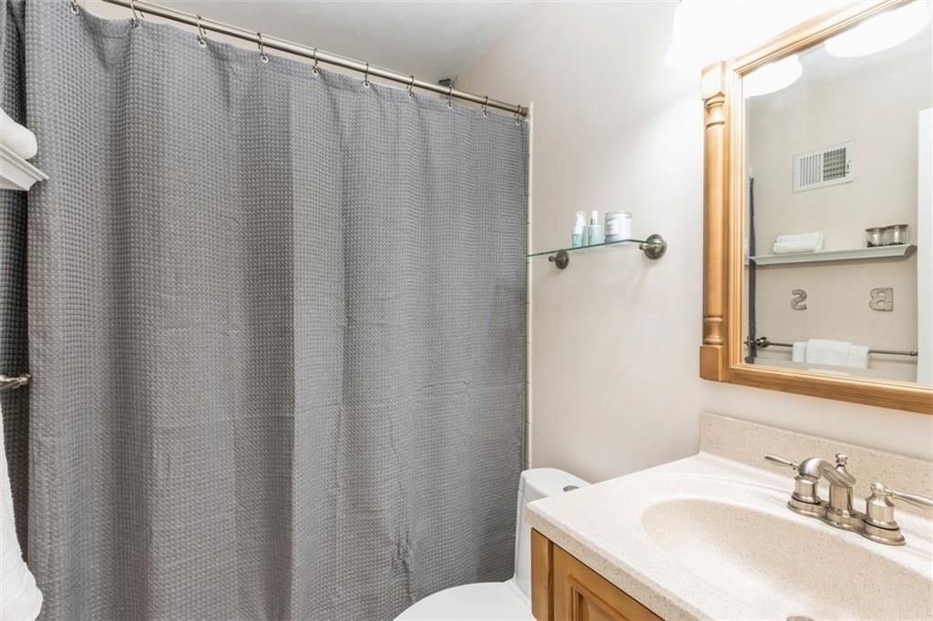 7345 Booth Street — photo 18