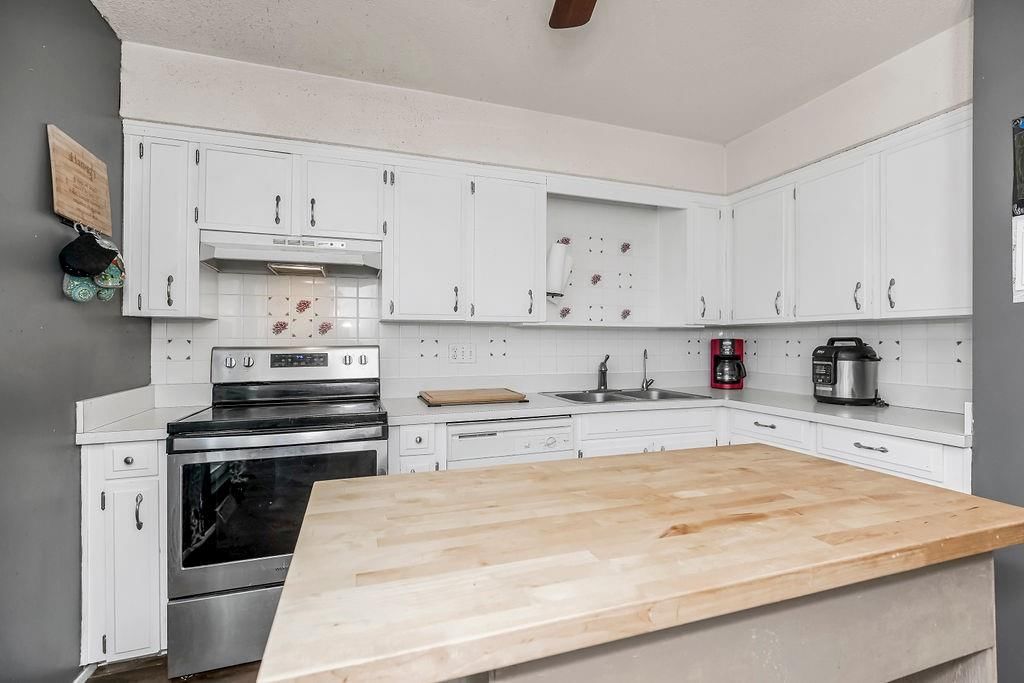 10040 N Cherry Drive — photo 5