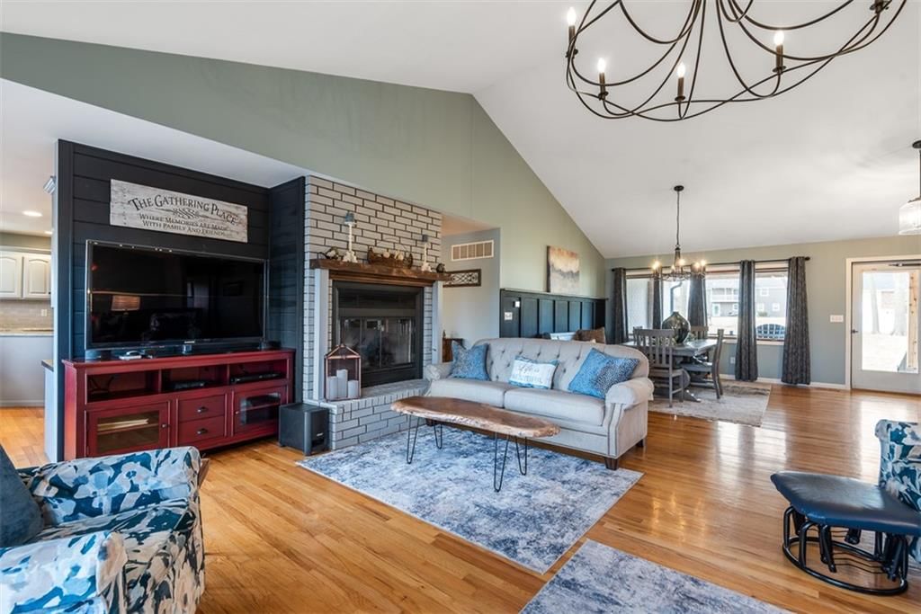 605 N Hemlock Street — photo 16