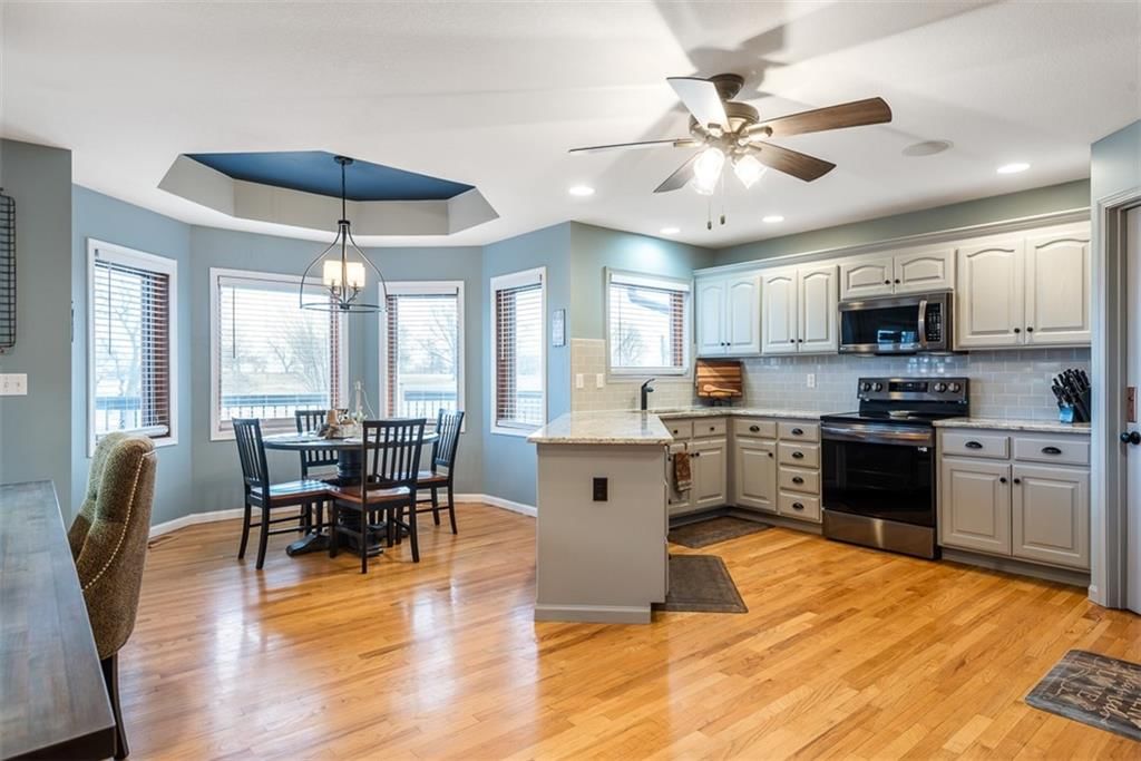 605 N Hemlock Street — photo 22