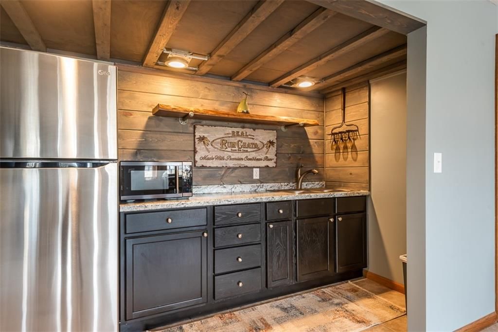 605 N Hemlock Street — photo 35