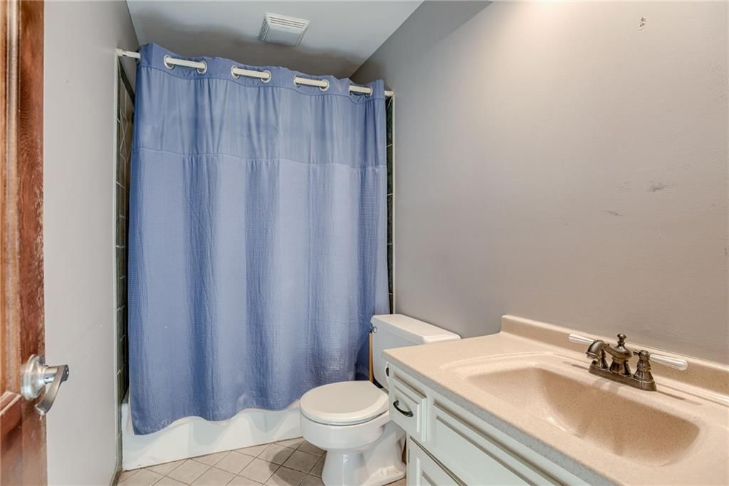 404 S Normandy Drive — photo 16