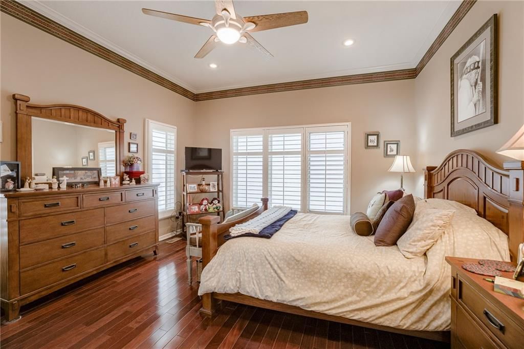 2826 S REDWOOD Drive — photo 16