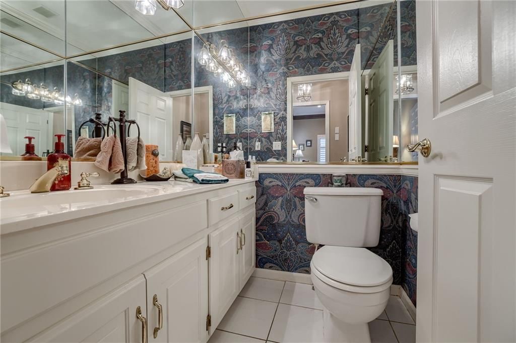 2826 S REDWOOD Drive — photo 21