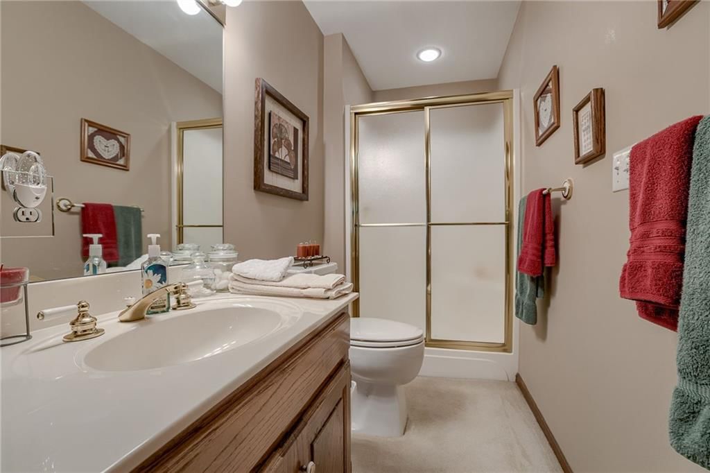 2826 S REDWOOD Drive — photo 25