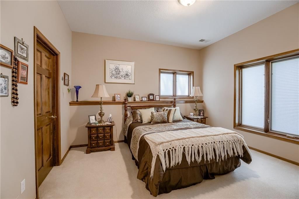 2826 S REDWOOD Drive — photo 26