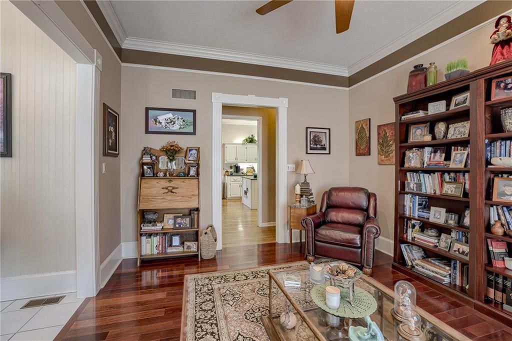 2826 S REDWOOD Drive — photo 5