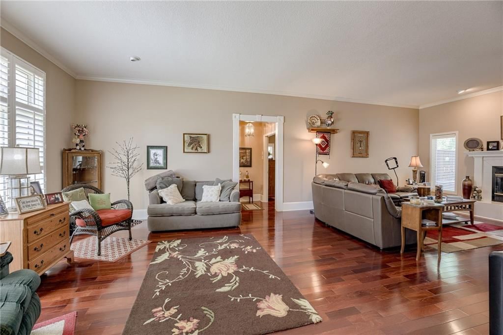 2826 S REDWOOD Drive — photo 6