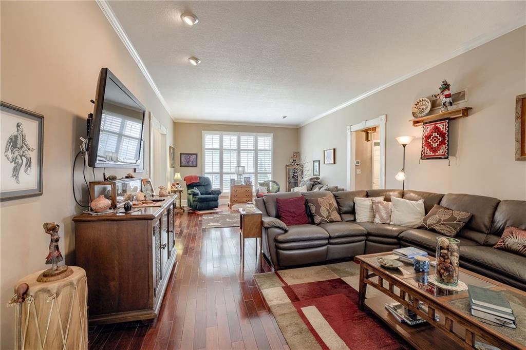 2826 S REDWOOD Drive — photo 9