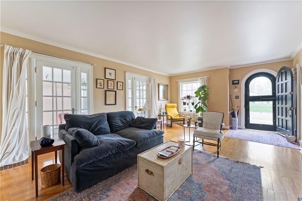 319 S Elm Street — photo 13