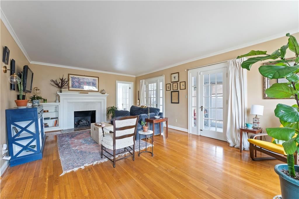 319 S Elm Street — photo 14