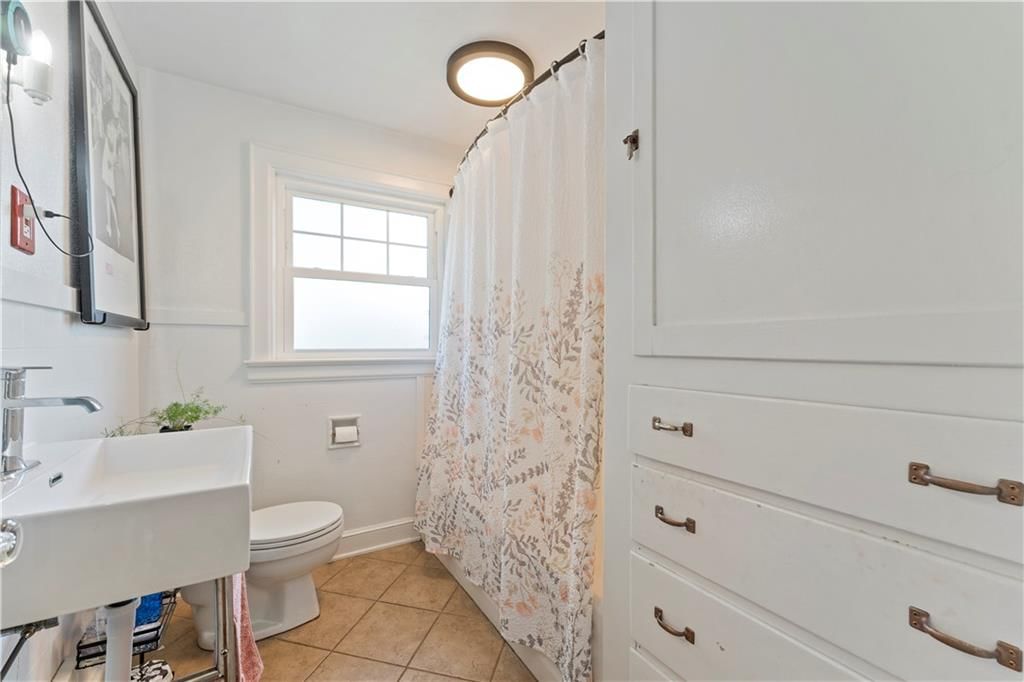 319 S Elm Street — photo 34