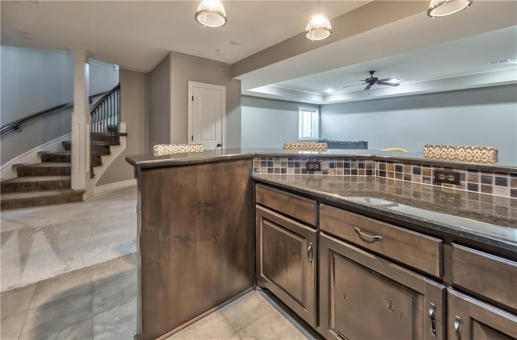 16416 Oakmont Street — photo 35
