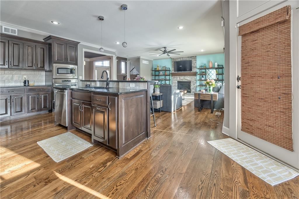 16416 Oakmont Street — photo 10