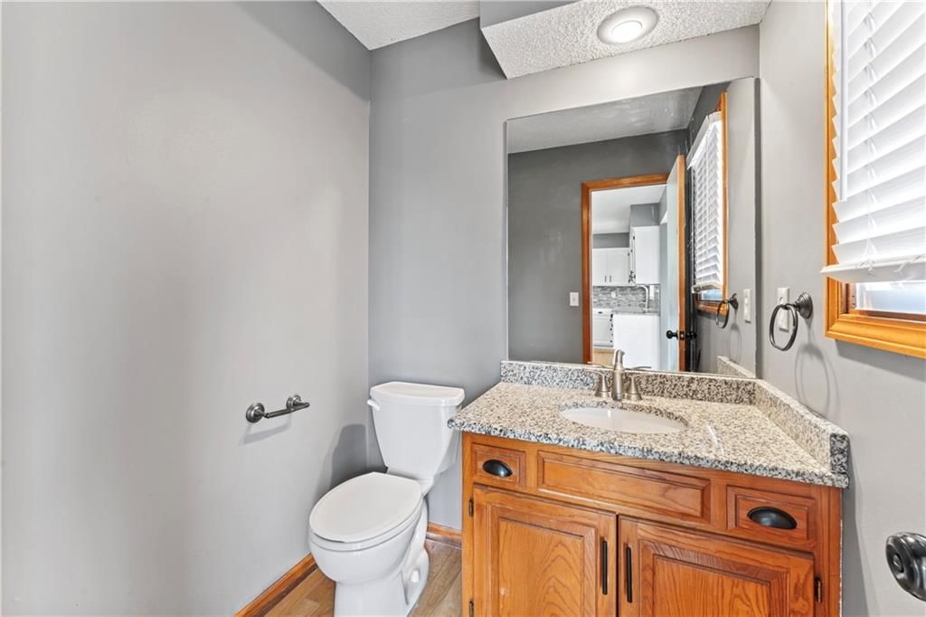 915 SW Shorthorn Drive — photo 16