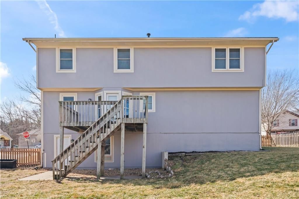 915 SW Shorthorn Drive — photo 42