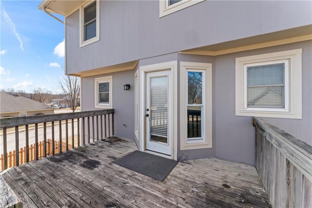 915 SW Shorthorn Drive — photo 43