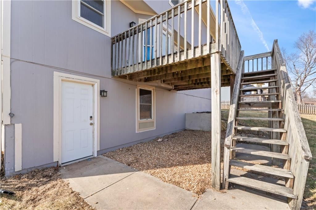 915 SW Shorthorn Drive — photo 45
