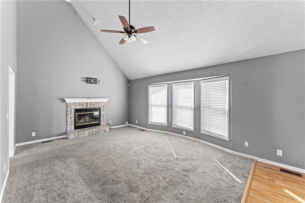 915 SW Shorthorn Drive — photo 6