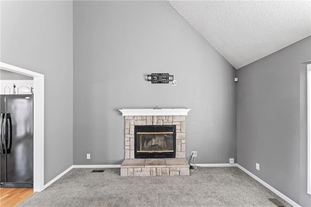 915 SW Shorthorn Drive — photo 7
