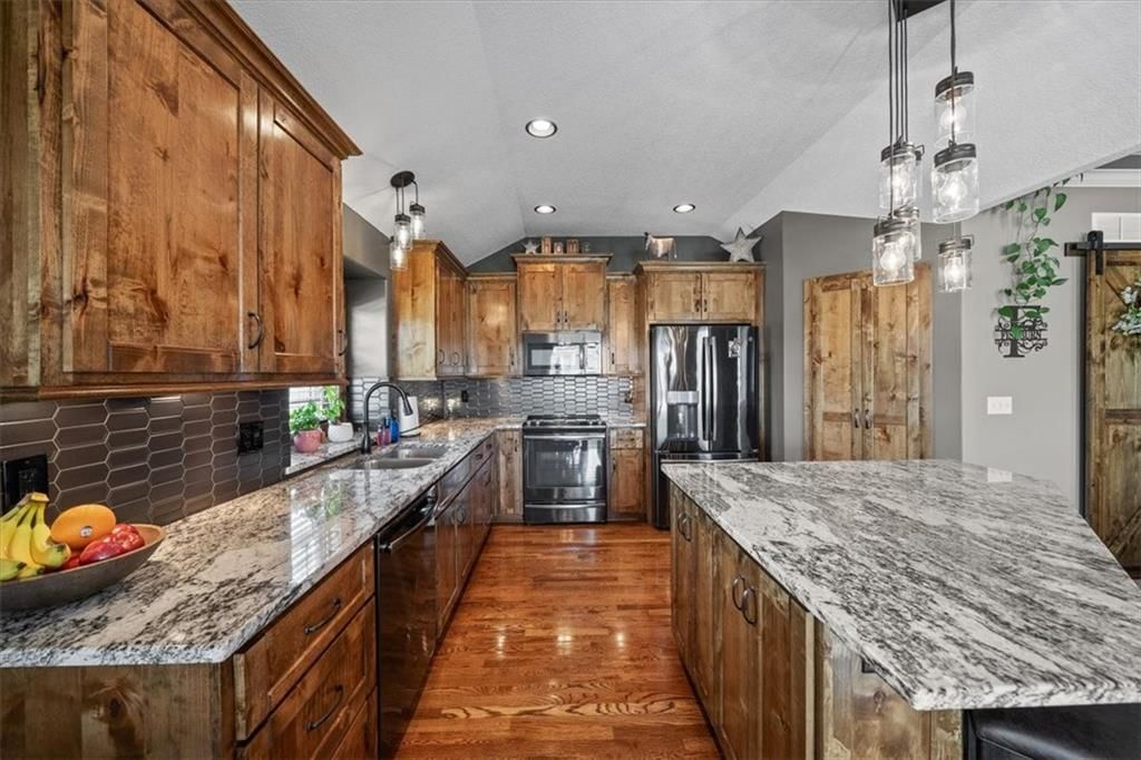 20880 W 224th Street — photo 12