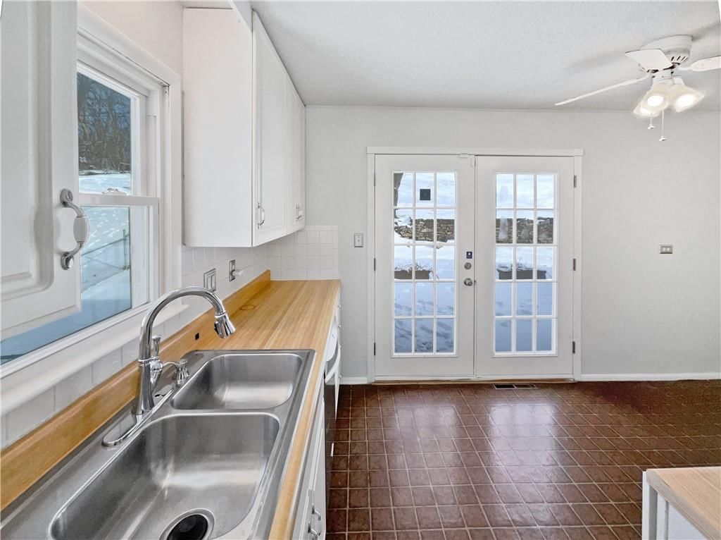 9919 Harrison Street — photo 13