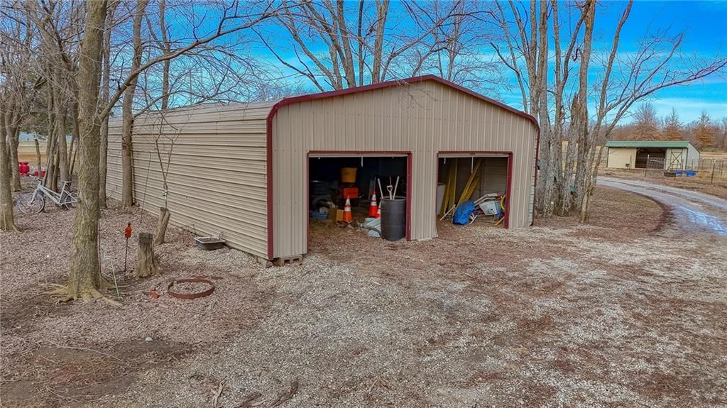 587 NW 1061st Road — photo 52