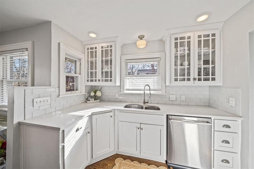 7225 Madison Avenue — photo 11