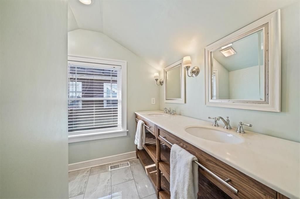 7225 Madison Avenue — photo 21