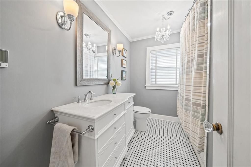 7225 Madison Avenue — photo 29