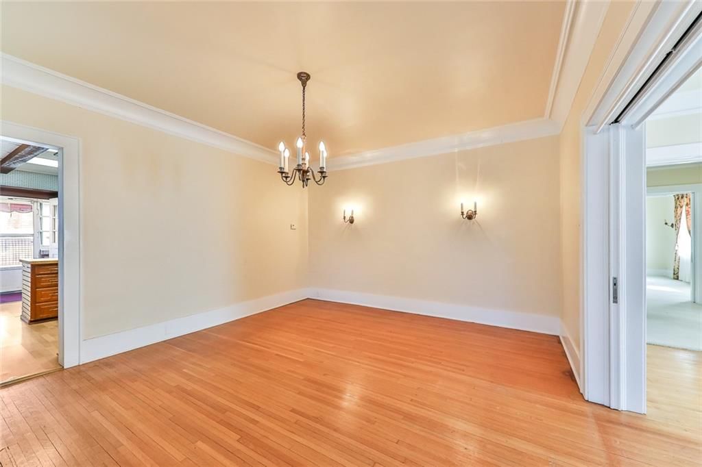 416 W 6th Street — photo 8