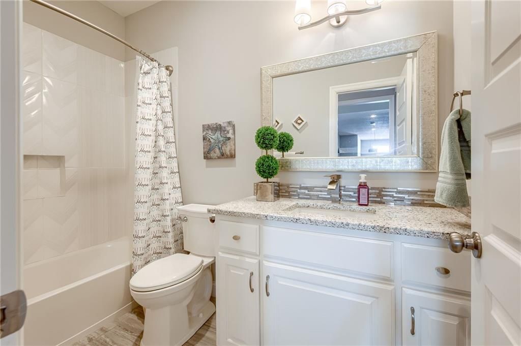 18401 Canton Street — photo 12