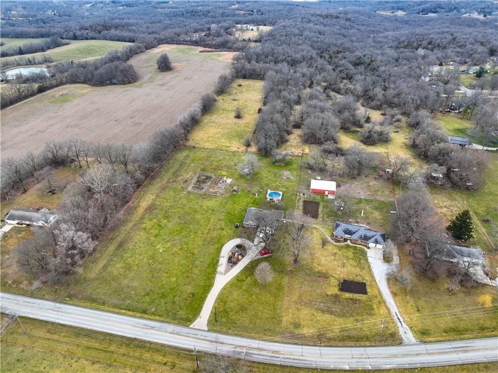 28606 E Pink Hill Road — photo 4