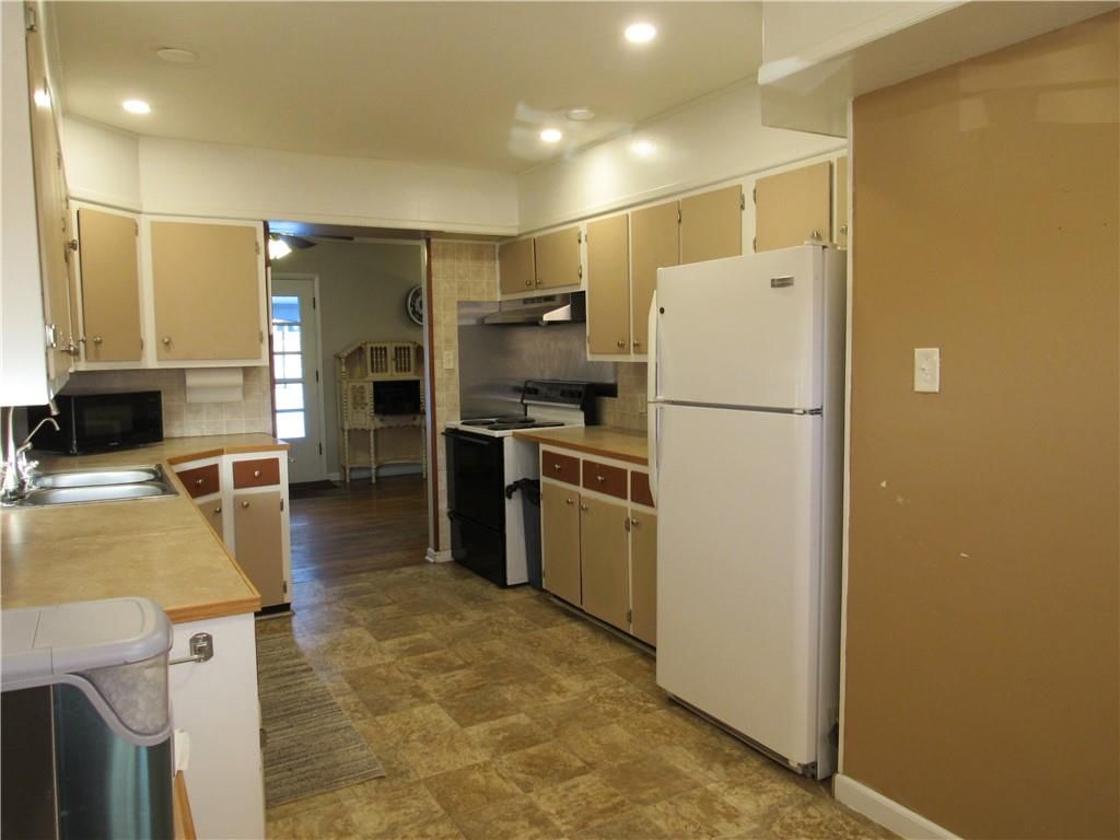 1317 S Arlington Avenue — photo 16