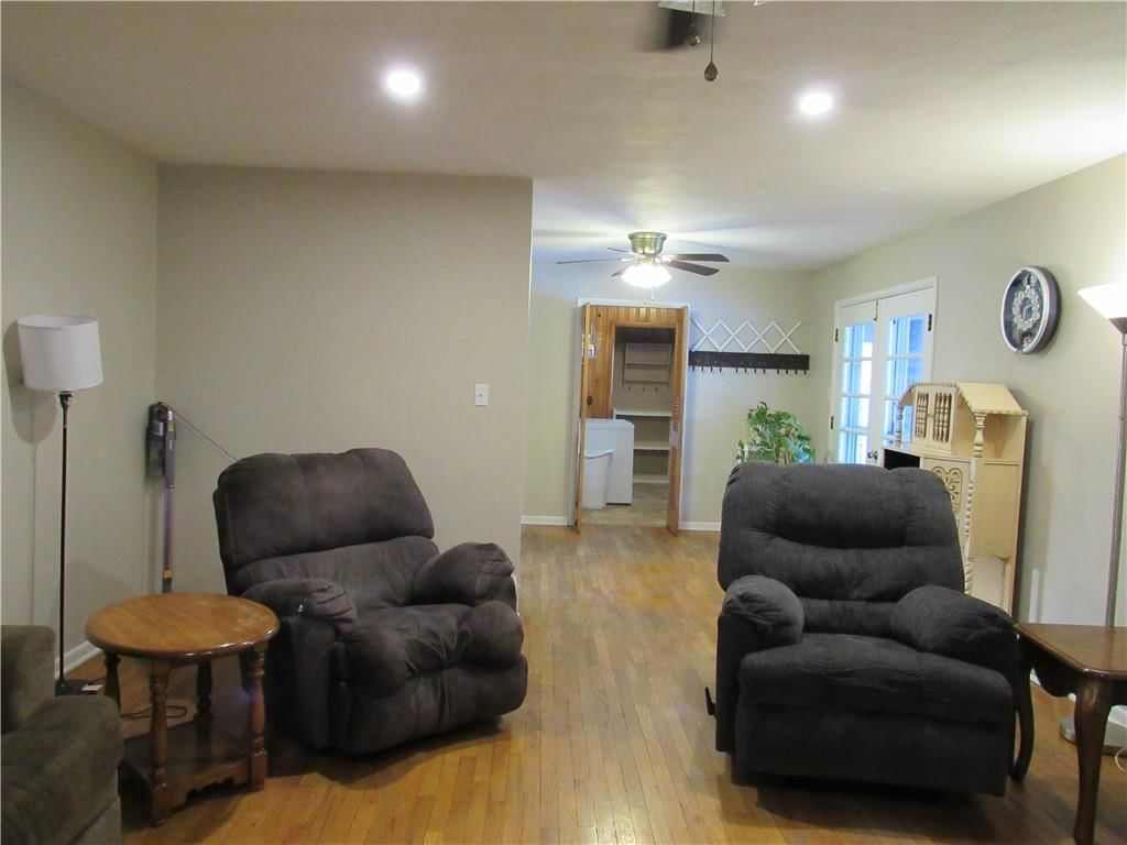 1317 S Arlington Avenue — photo 9