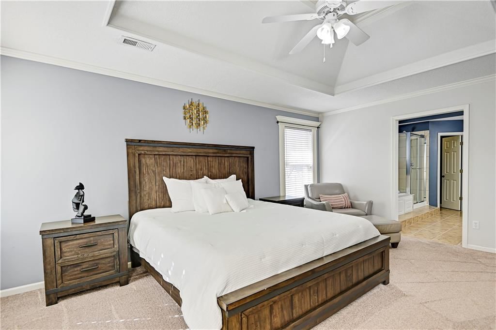 8413 W 142nd Terrace — photo 34