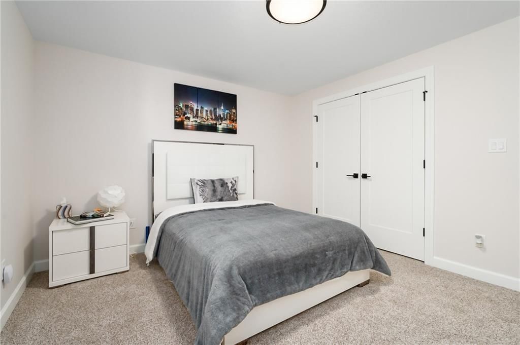 414 N Winnie Way — photo 34