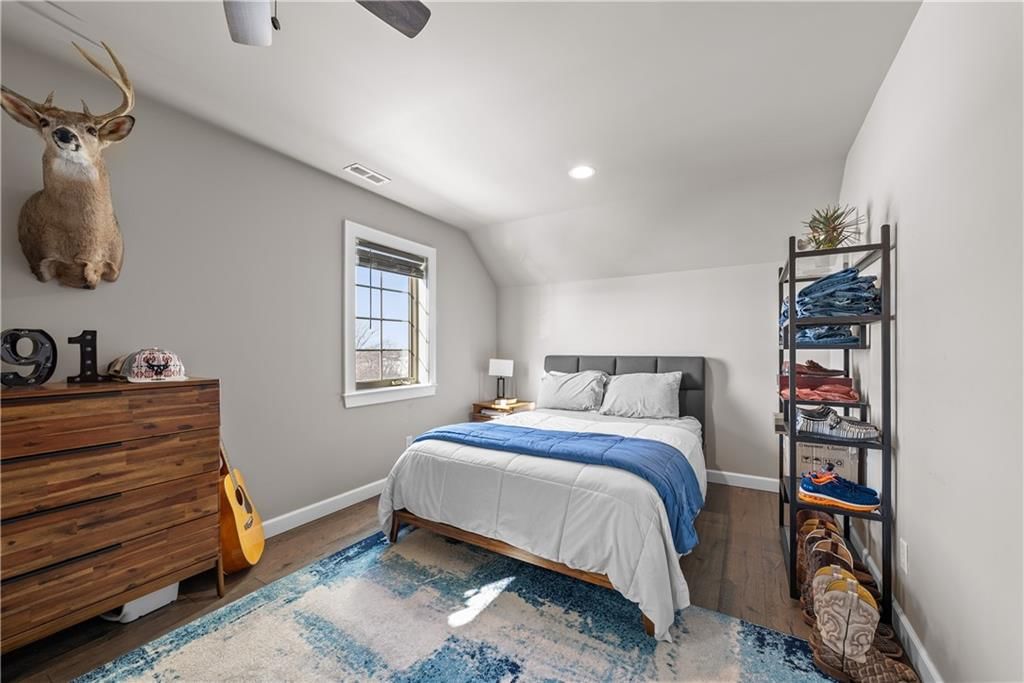 8521 W 116 Highway — photo 36