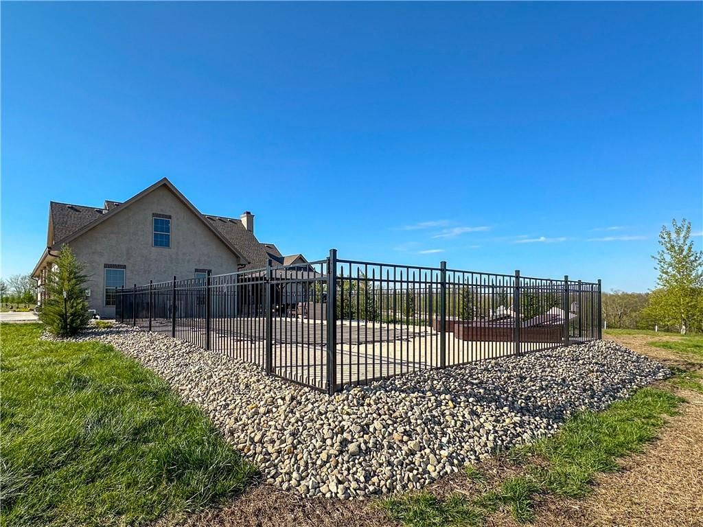 8521 W 116 Highway — photo 53