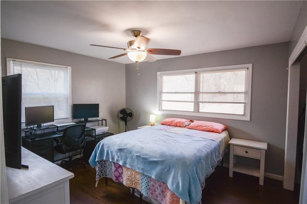 306 W Sunrise Drive — photo 9