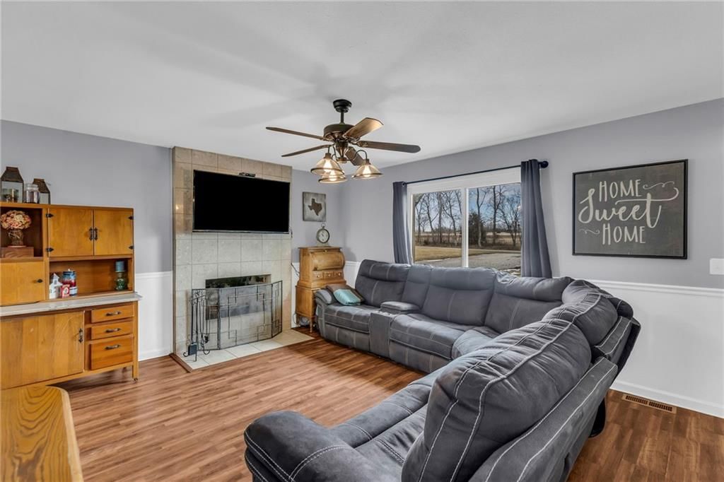 22026 S Lone Elm Road — photo 16