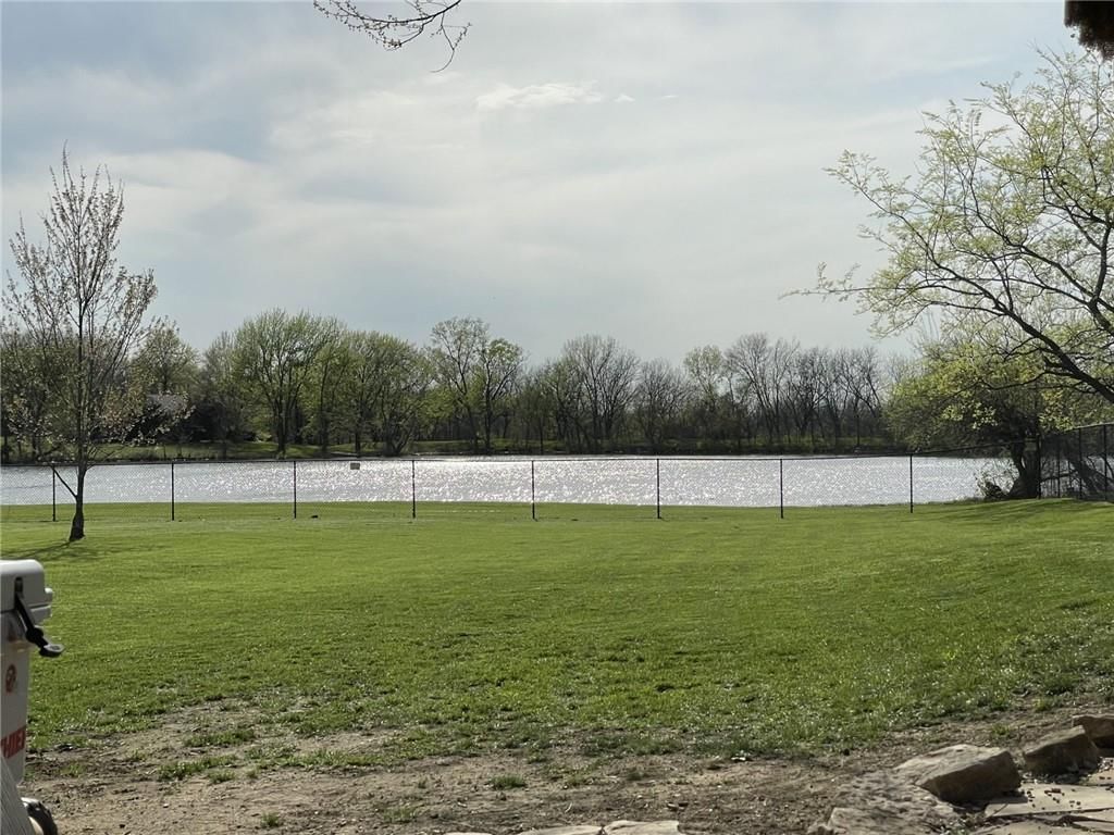 22026 S Lone Elm Road — photo 33