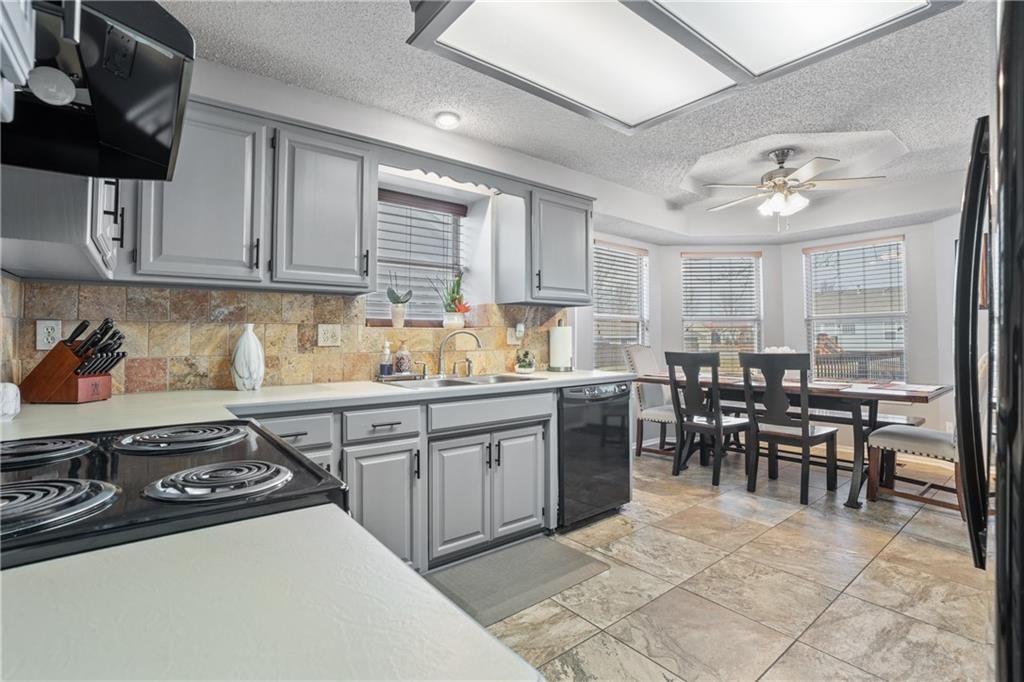 3613 NW Pier Court — photo 9