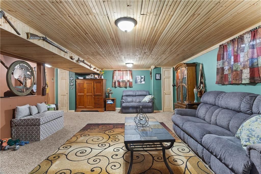 704 SW 4th Street — photo 20